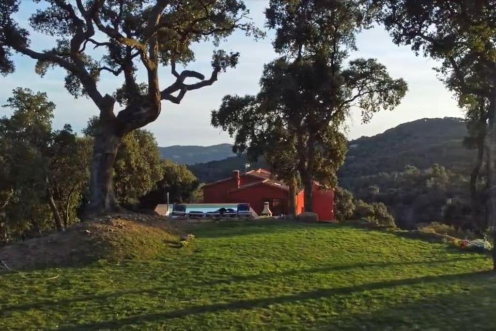 Masia Can Castellar Sant Iscle De Vallalta ภายนอก รูปภาพ